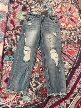 Women's Distressed Boyfriend Jeans in Faded Blue